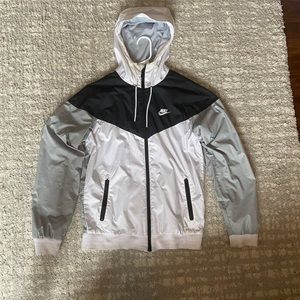 Nike windbreaker